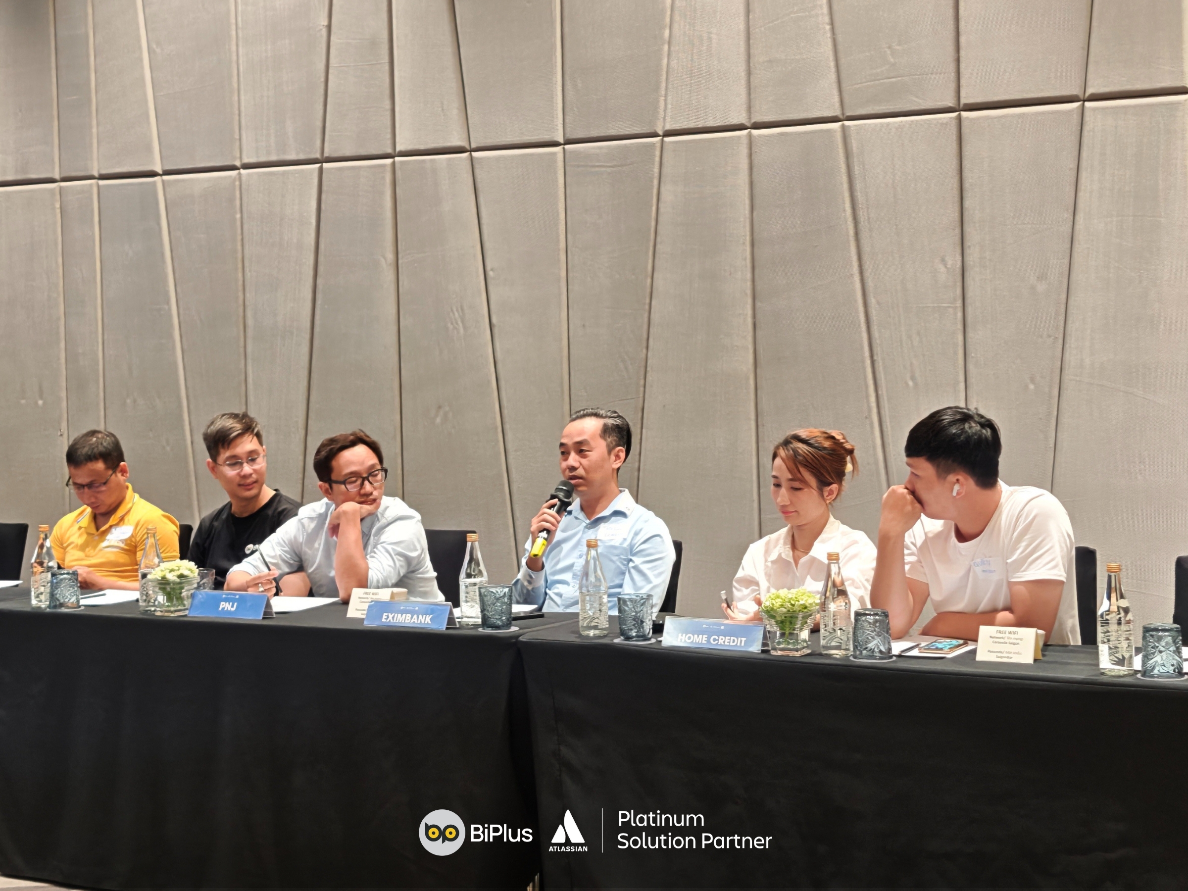 Phiên thảo luận tại Roundtable của BiPlus