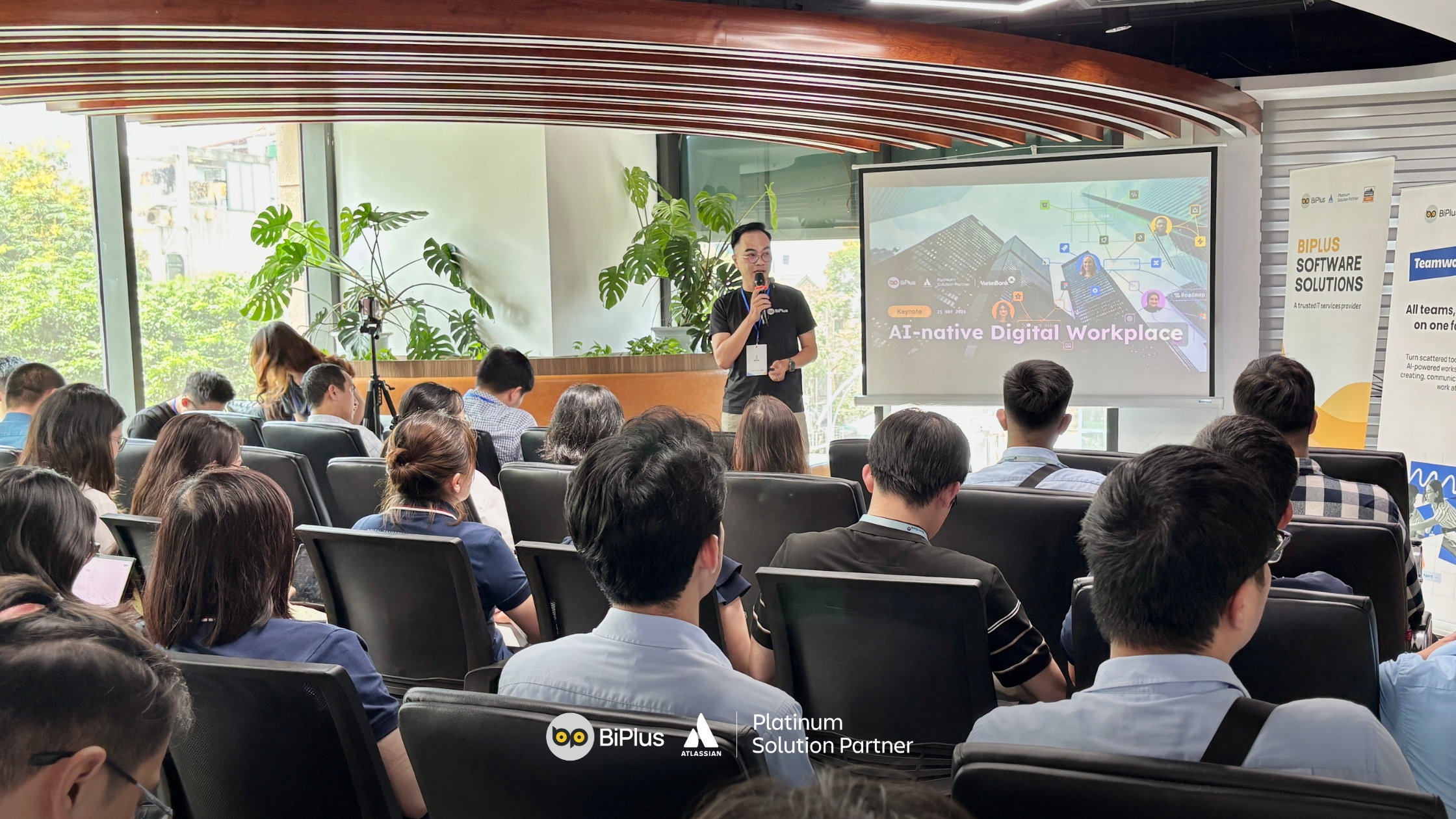 BiPlus AI-Native Digital Workplace tại VietinBank