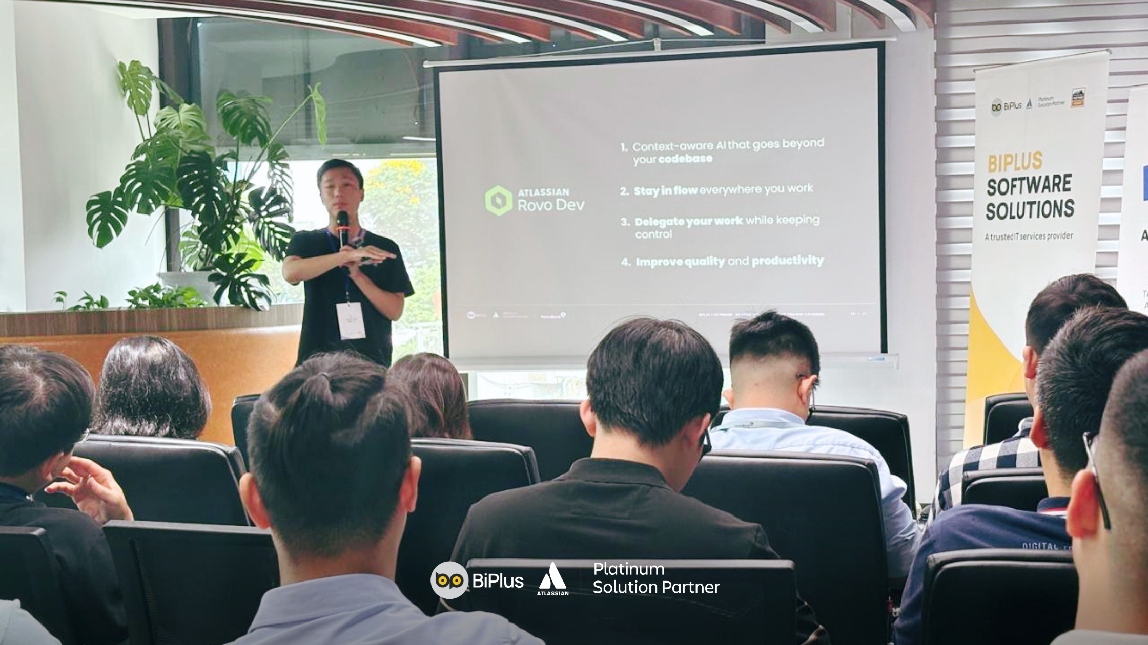 Seminar Roadshow AI-Native Digital Workplace Vietinbank